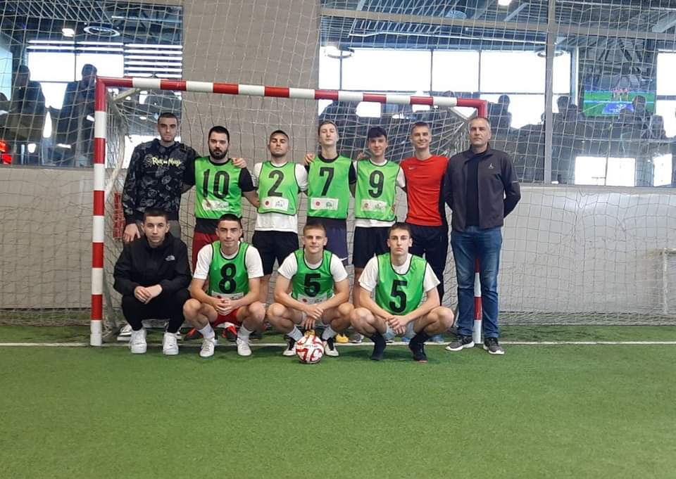 Takmičenje u fudbalu za srednje škole